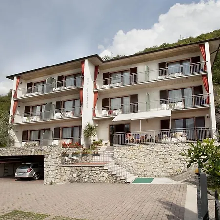 Le Balze Apartment *